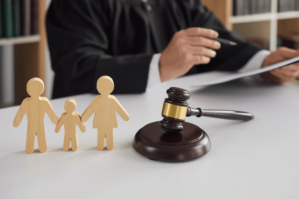 What do private investigators look for in a child custody case